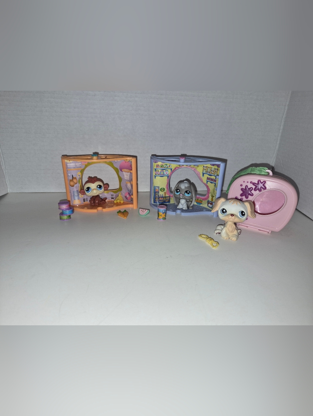 Littlest Pet Shop LPS Lot Monkey, Bunny, Golden Retriever Dog & Accessories
